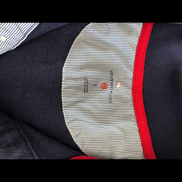 Men’s Vineyard Vines polo - Picture 2 of 3